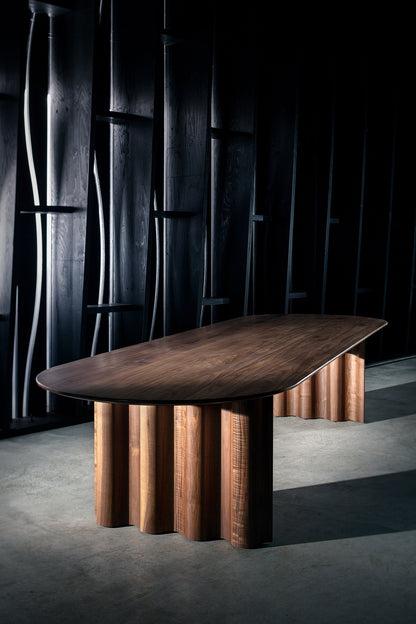 Curtain dining table