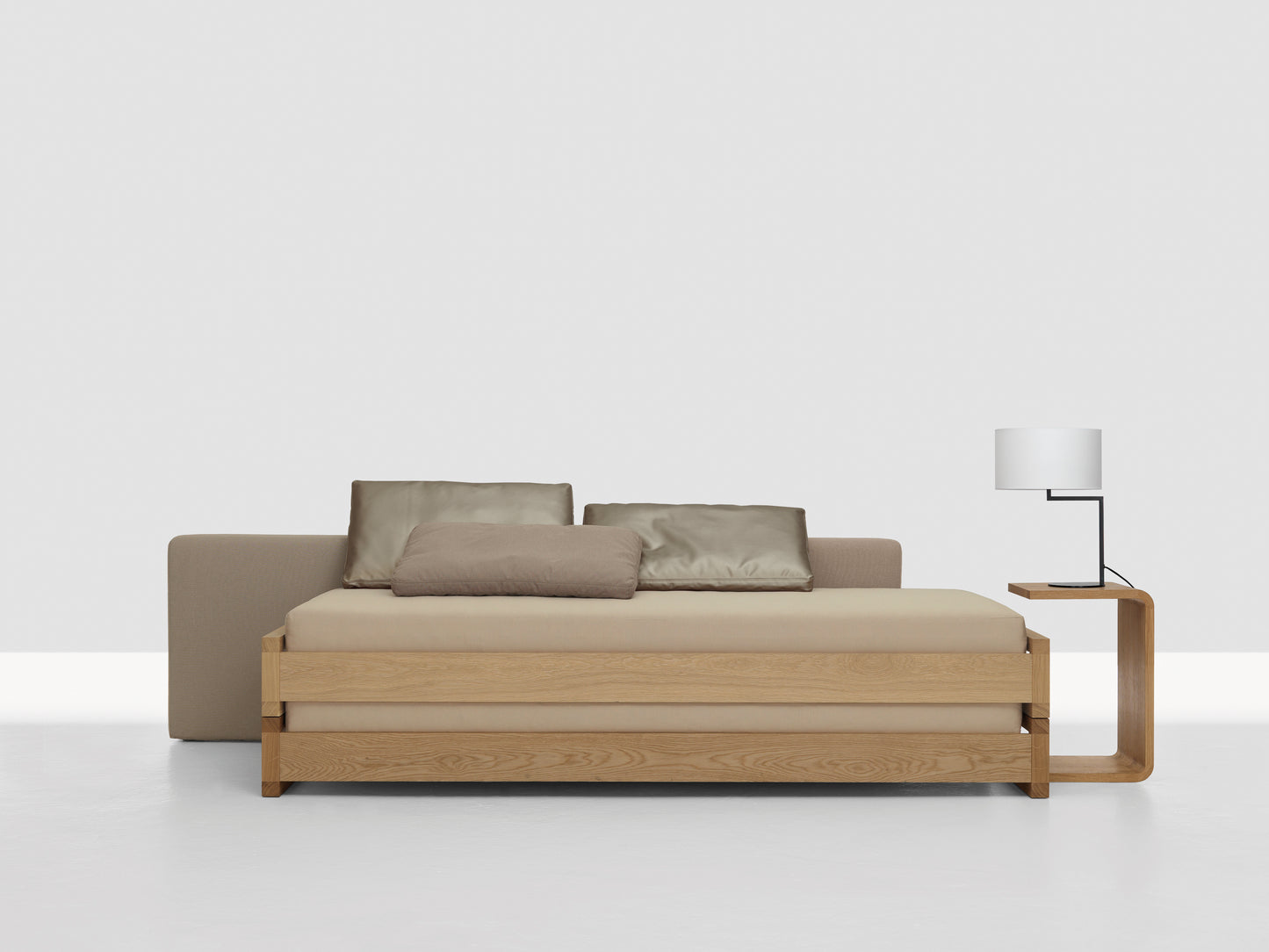 Guest bed