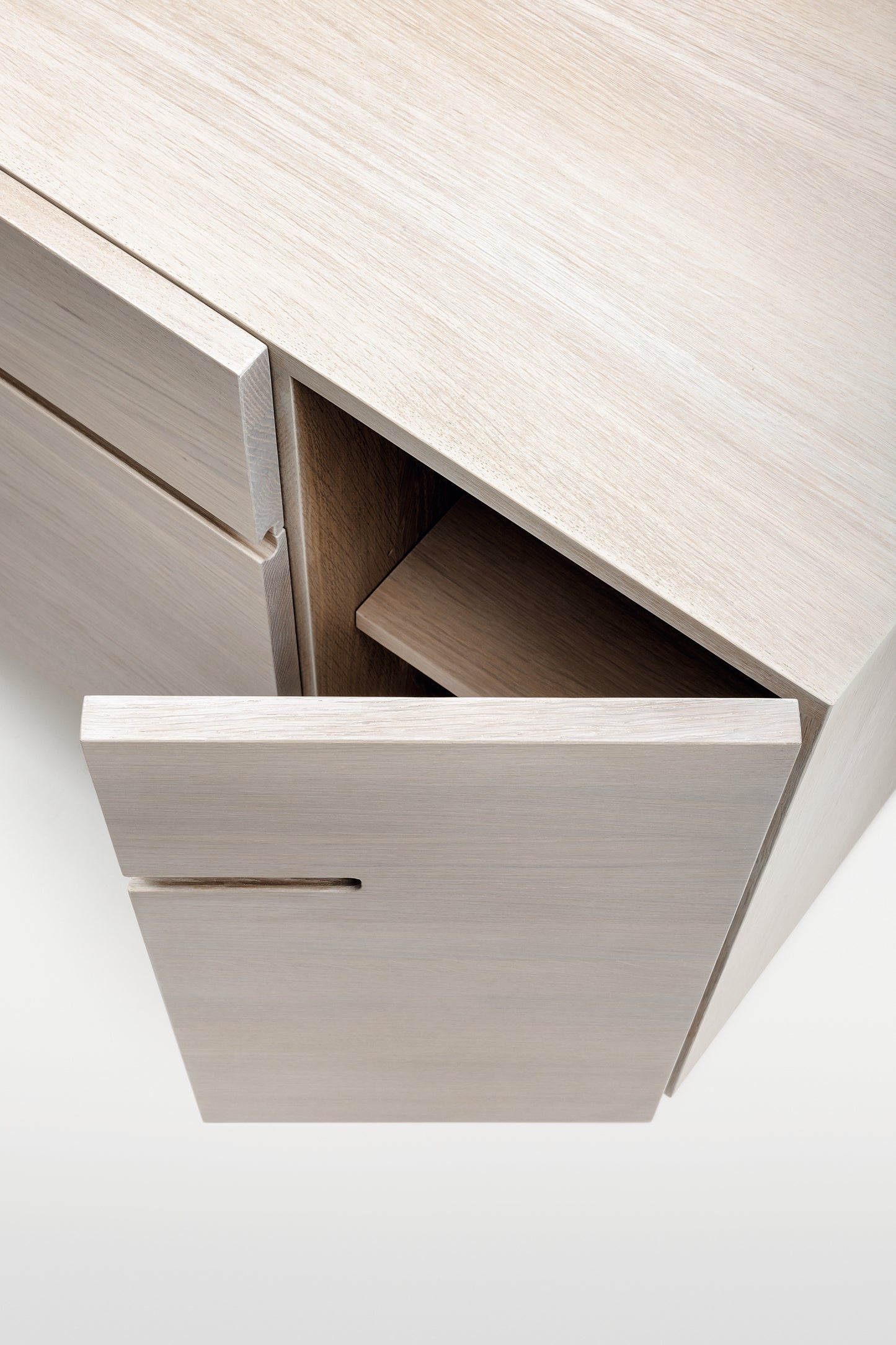 Side Atelier Sideboard